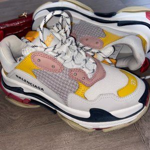 Balenciaga Triple S Size 37 - White, Blue, Red